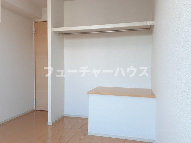 サンヌーヴェルの収納|たっぷりとした収納スペースです