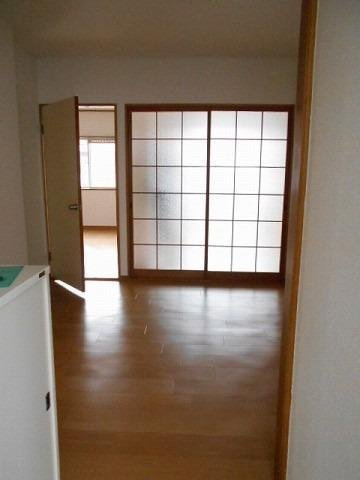 エルディムシャルマンＢの玄関