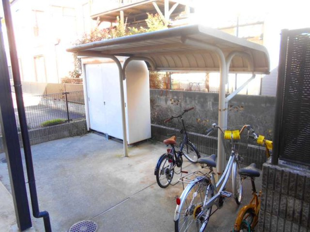 レオパレスパーシモンのその他|駐輪場完備