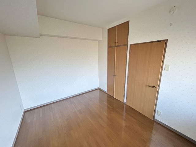 ソシア巽が丘の洋室|※別部屋同間取りのお写真となります。参考にご覧くださいませ。