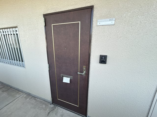 ソシア巽が丘の玄関|※別部屋同間取りのお写真となります。参考にご覧くださいませ。