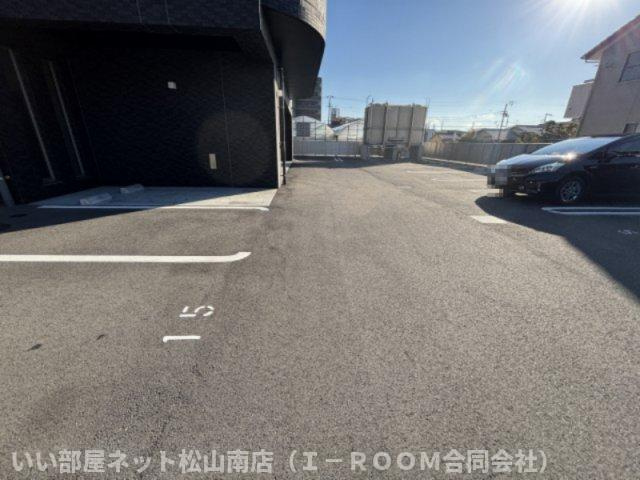 【駐車場】 | ブライムタワー古川