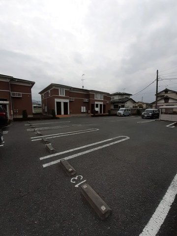【駐車場】 | ルーチェ・ラルゴＢ