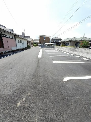 パールコート東雲の駐車場