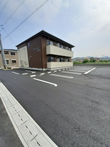 ディアコート船屋Ⅱの駐車場