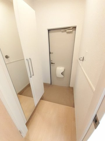 プラシード　カーサ　Ⅷの玄関