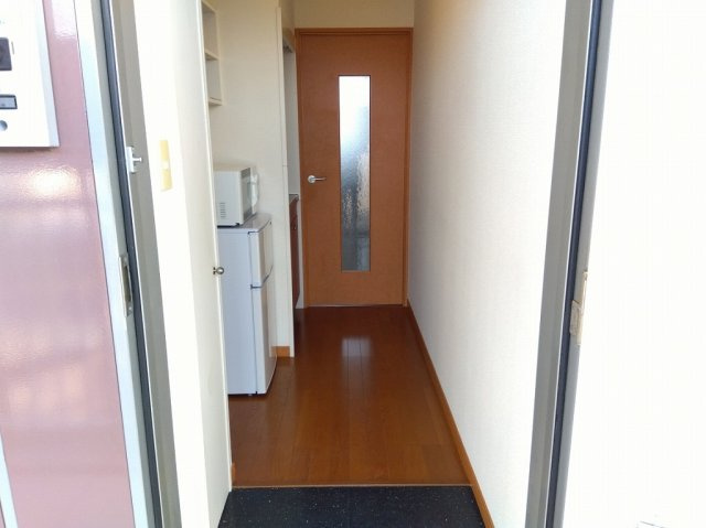 レオパレスタウンコートＴＷＯの玄関