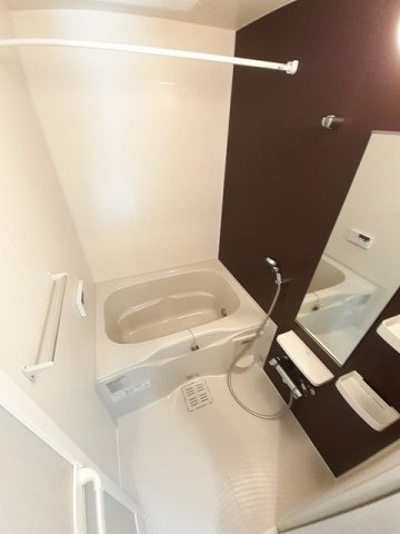クラール朔日市Ｂの浴室