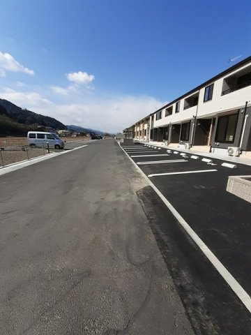 クラール福武Ｄの駐車場