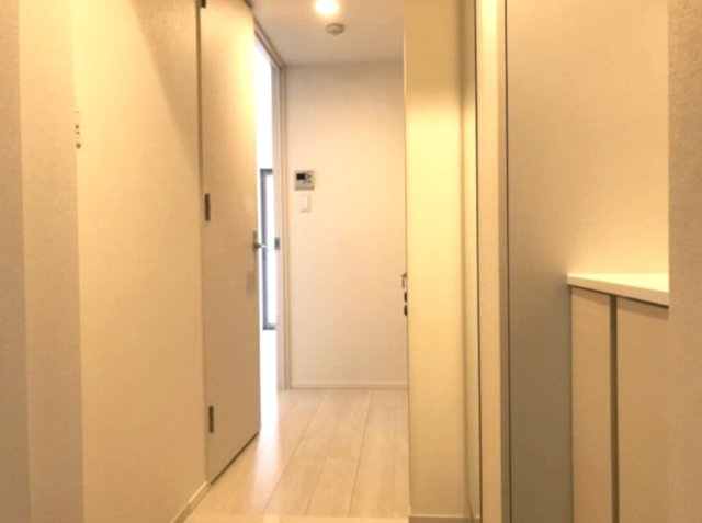 クレイシア秋葉原EASTの玄関