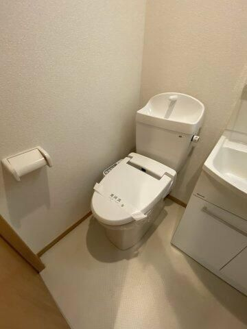 ベイルーム東白楽のトイレ