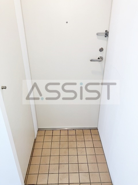 Ginkgo Aveの玄関