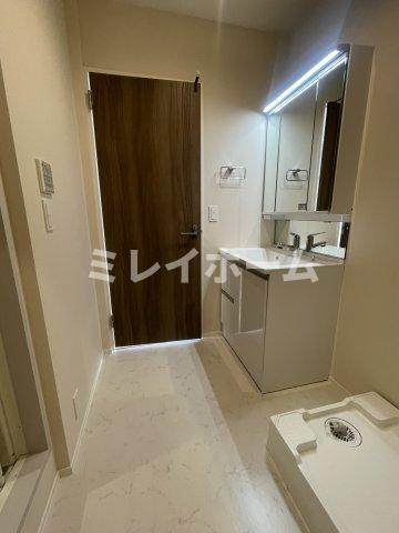 アリエッタの洗面所|同建物内、別のお部屋の参考写真になります。