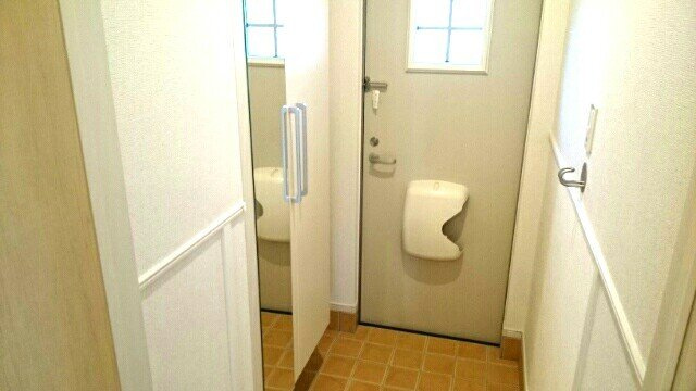 ラ　フェリーチェ　Ｂの内装|明るい室内です