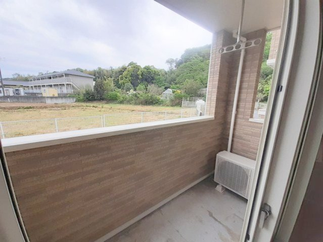 エムズ　サニーガーデンⅩⅠのバルコニー|広々としたバルコニーです