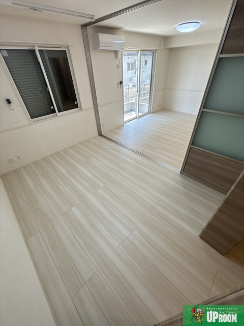 HOURAIマンションの洋室