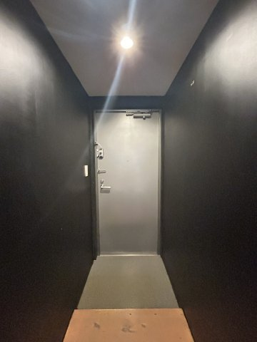 GARRET南堀江の玄関