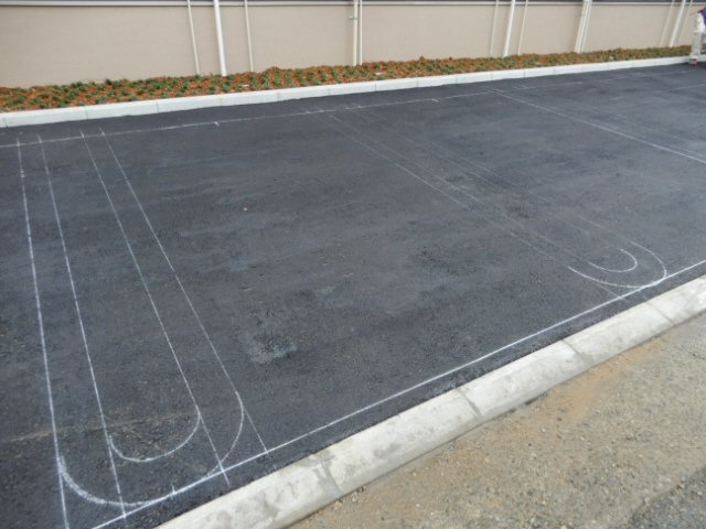 グランデ・オーヴェストの駐車場
