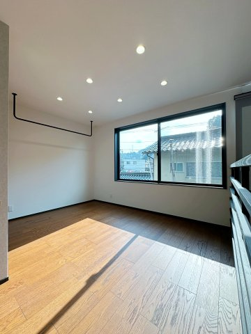 安佐北区深川7丁目 No.14の内装|2階ユーテリティスペース☆
お子様の遊び場やセカンドリビングとして活用できます♪