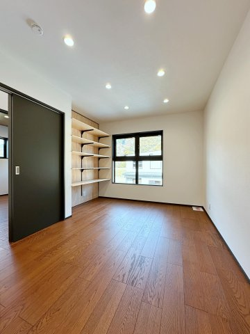 安佐北区深川7丁目 No.14の寝室|6帖の主寝室☆