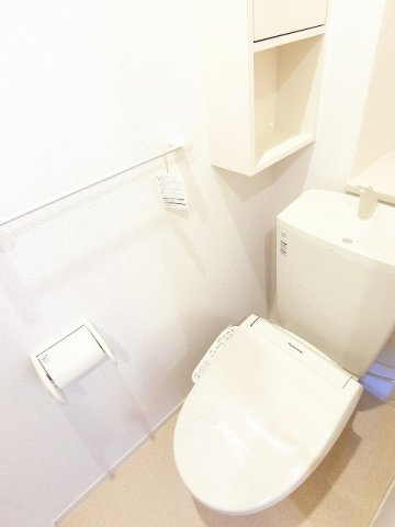 【トイレ】 | リヤン　ド　ファミーユ | 落ち着いたトイレです
