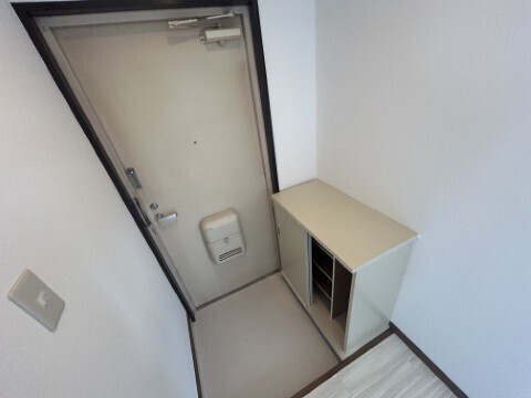 調布市染地３丁目の賃貸マンションの玄関|別部屋参考