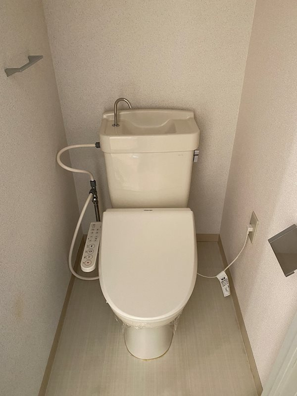 シャトレ平田のトイレ