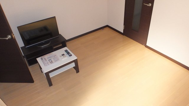 レオネクストベガ海運町の寝室|フローリングタイプのお部屋になります。