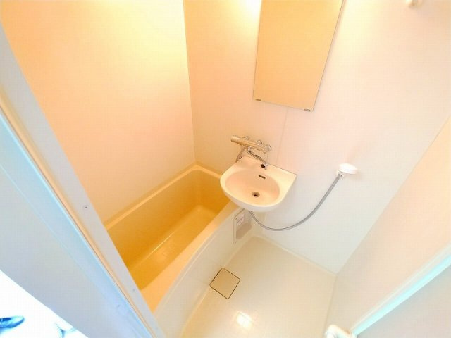 レオパレス橋本の浴室