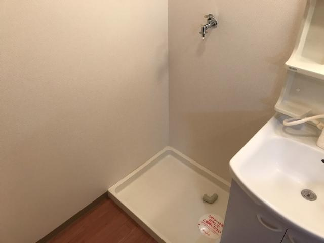 グランドパレスのその他|洗濯機置場