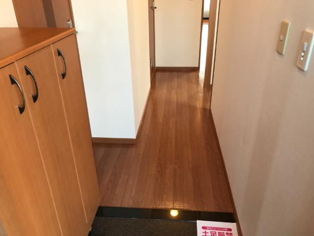 グランドパレスの玄関|玄関