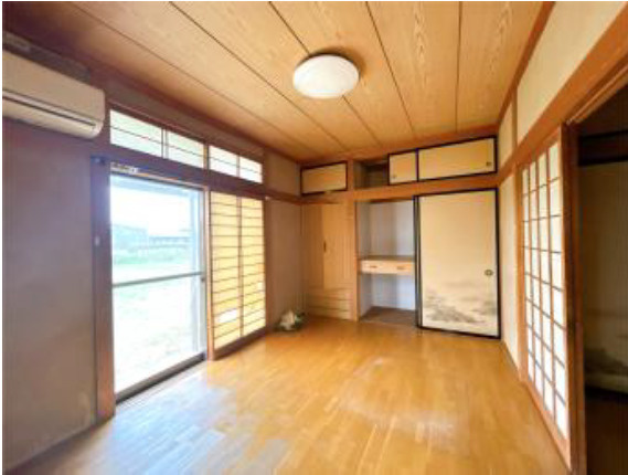 藤岡市立石　中古899の洋室