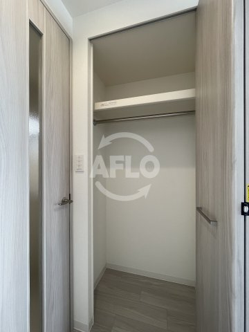 プレサンス塚本ベラビィの収納|プレサンス塚本ベラビィ　クローゼット