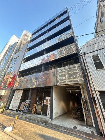 大阪市西区南堀江２丁目の賃貸マンションの外観