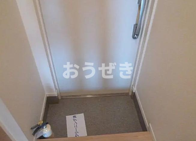 リヴェール・キワの玄関