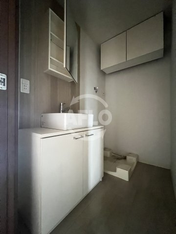 西中島東行マンションの独立洗面台|洗面台