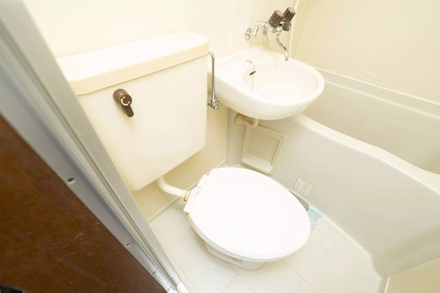 AP490 クロノス鷺ノ宮 403のトイレ|トイレもきれいです