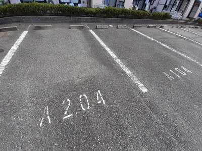 【駐車場】 | サンエイトＡ | 車をお持ちの方に嬉しい駐車場付きの物件です