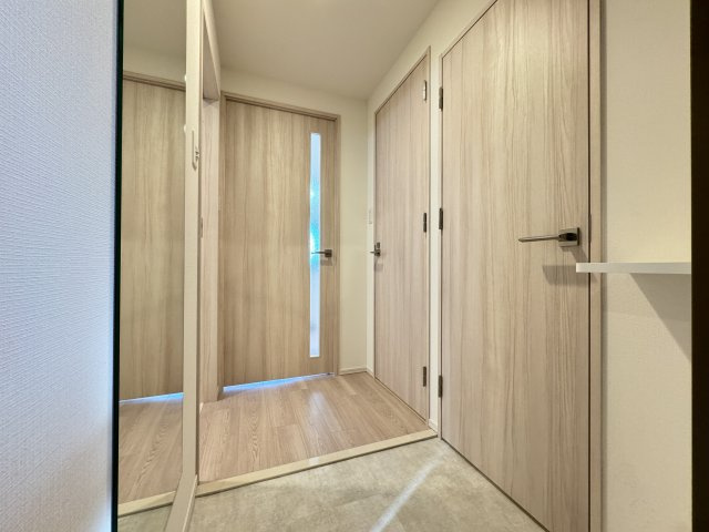 【玄関】 | スプランディッド難波キャトル