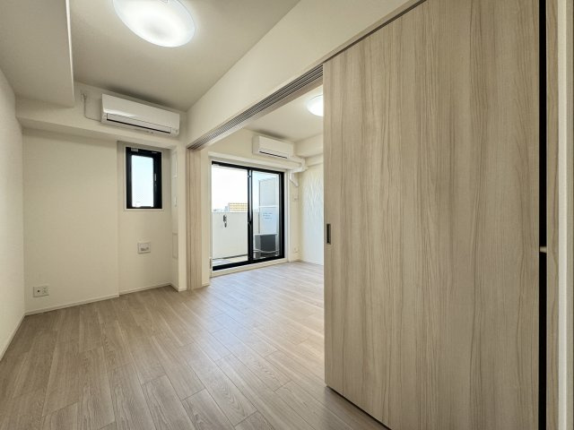 【寝室】 | スプランディッド難波キャトル
