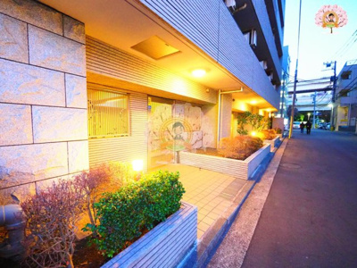 【エントランス】 | グランド・ガーラ横濱万世町