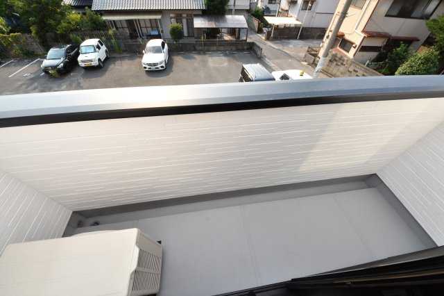 北九州市小倉北区霧ケ丘１丁目の一戸建てのバルコニー
