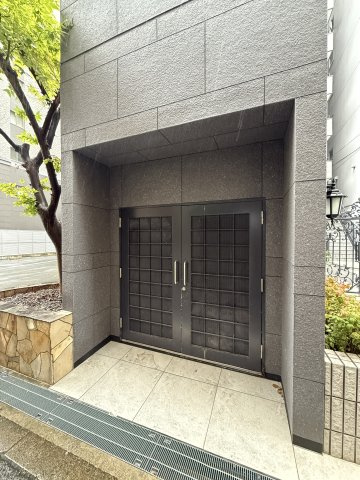 アバンダント釣鐘の外観