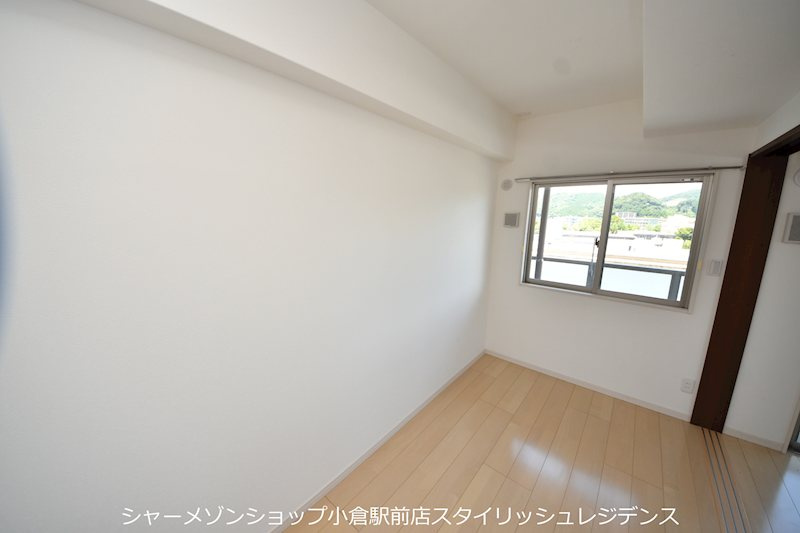ｍａｌｖａｒｏｓａの寝室