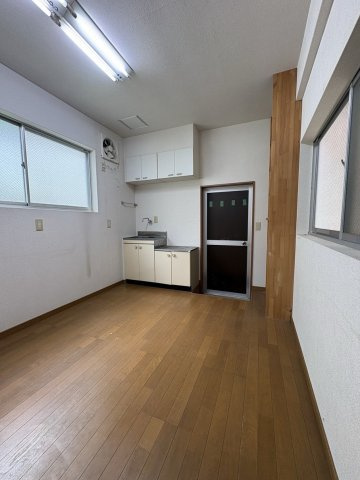 枚方市香里ケ丘戸建の居間・リビング