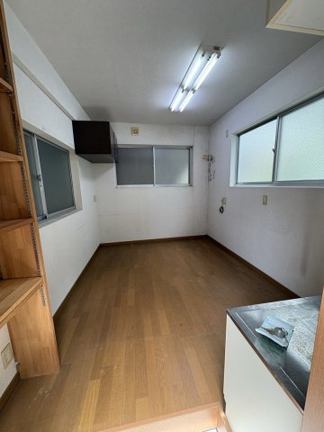 枚方市香里ケ丘戸建のキッチン