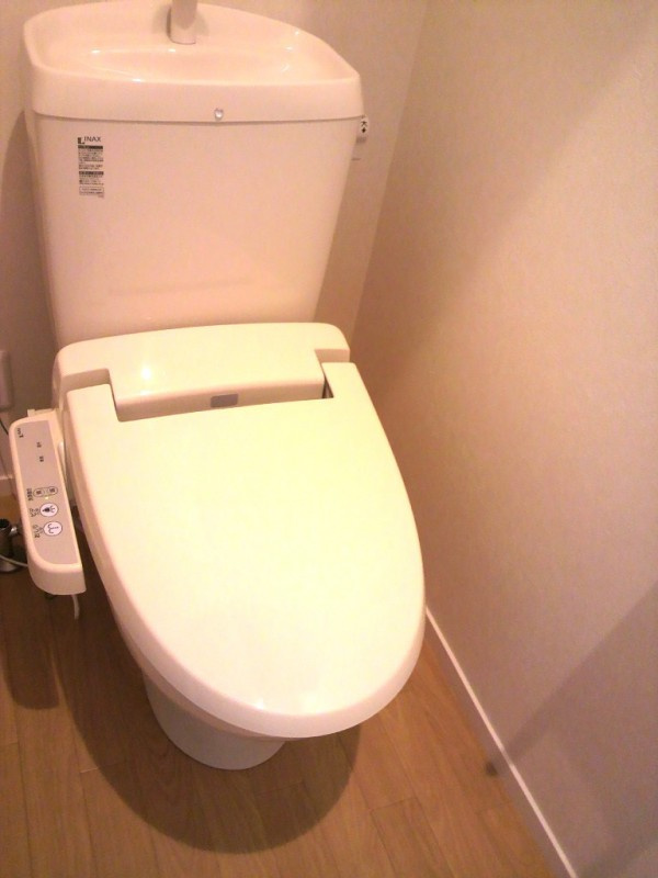 マ　メゾンのトイレ|トイレもきれいです