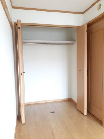 ヴィラエミネンスＡの収納|専用の収納スペースです