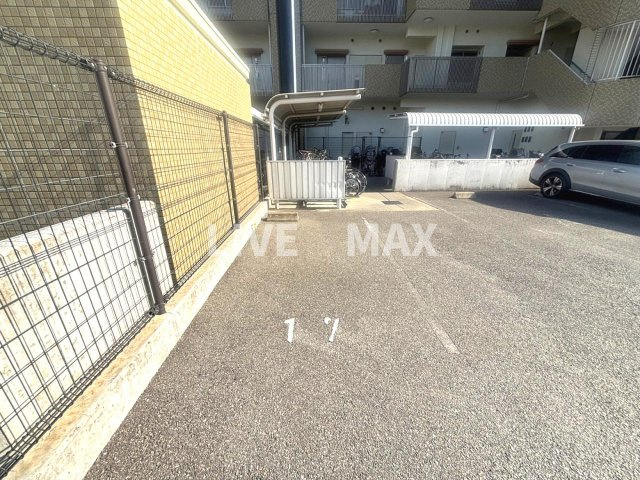 【駐車場】淀川ウエストタワー