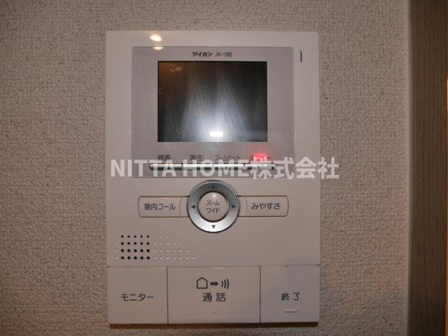 ヴェルジェのセキュリティ|来客時に便利なモニタ付きインターホン◎
